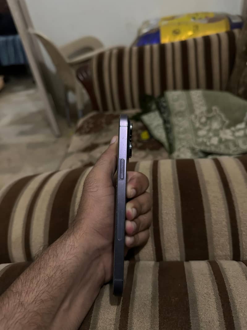 Apple iPhone 14 Pro Max 1