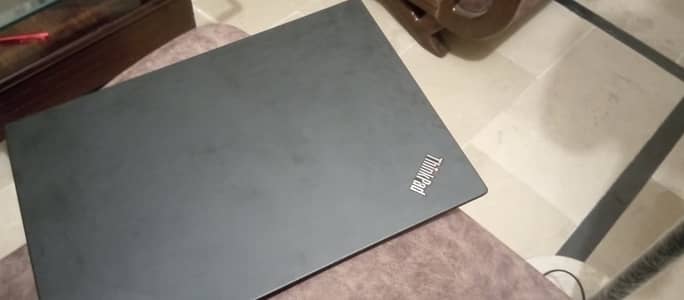 lenovo thinkpad t490s core i5 8th gen 16gb/512 gb ssd