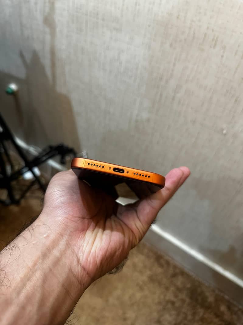 Apple iPhone 17 Pro Max 5