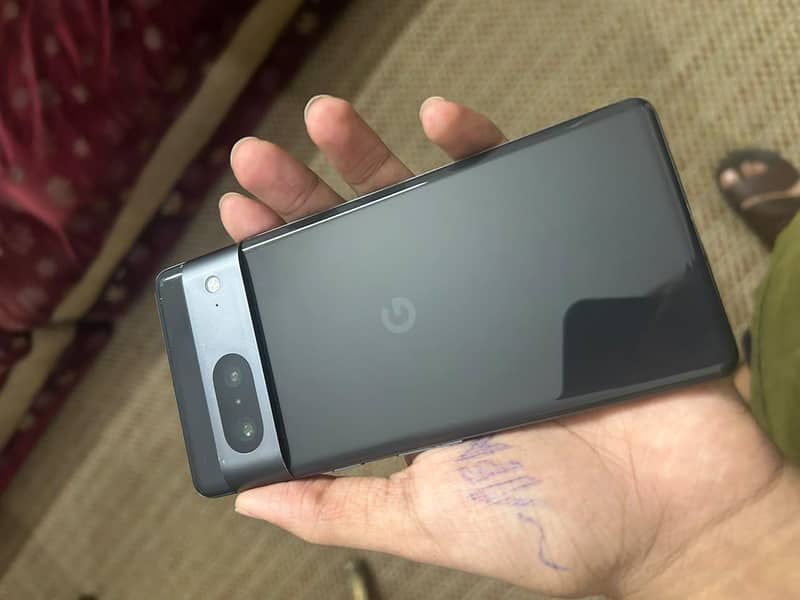 Google Pixel 7 waterpack scratchless 1