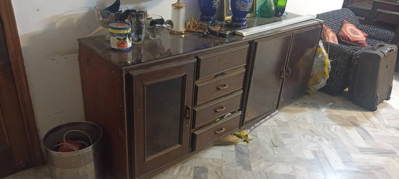 big storage table plus wardrobe 1