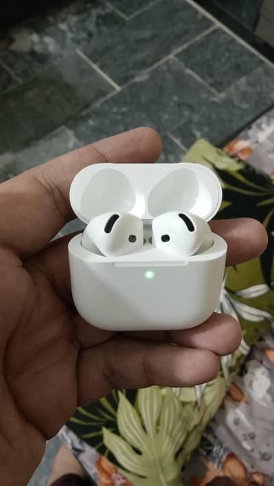 airpods 4
