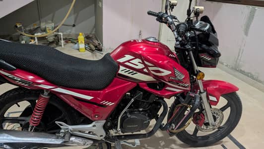 Honda CB 150F