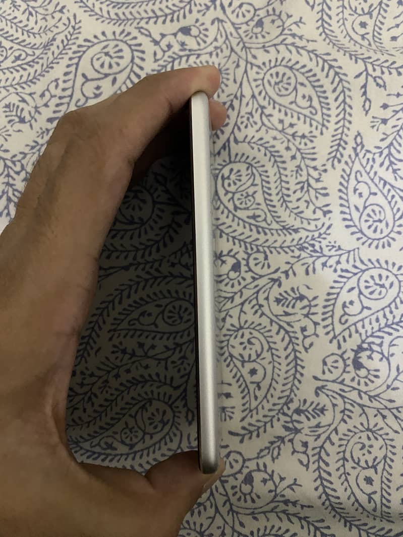 iPod Touch 5th Gen 6