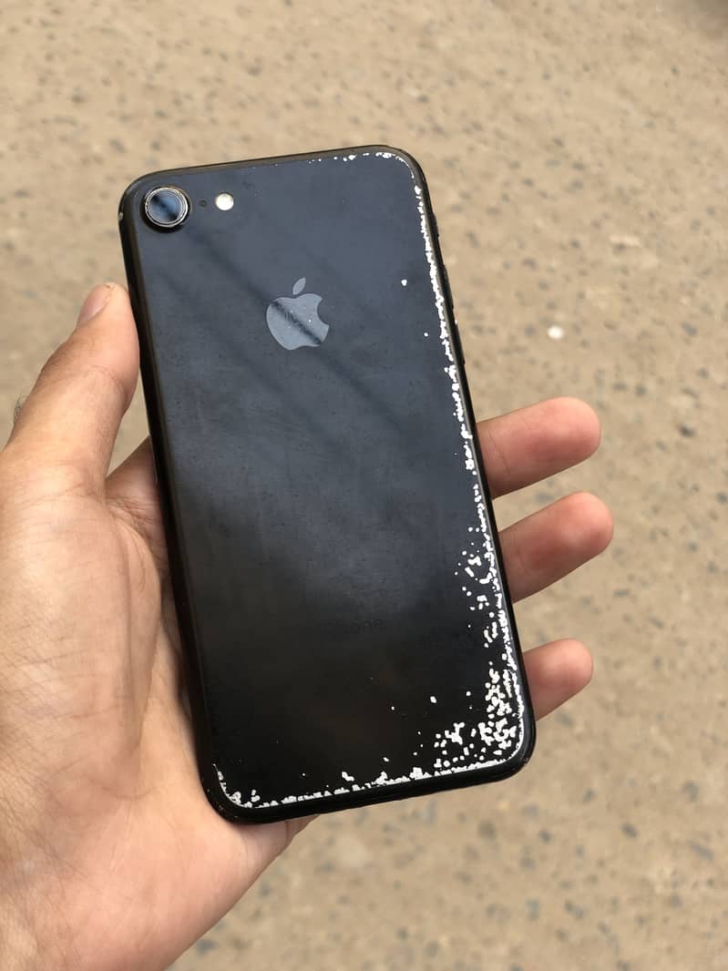 Apple iPhone 7 7