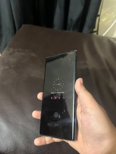 Samsung  Note10  plus 12 265gb only one dot extra small on panel