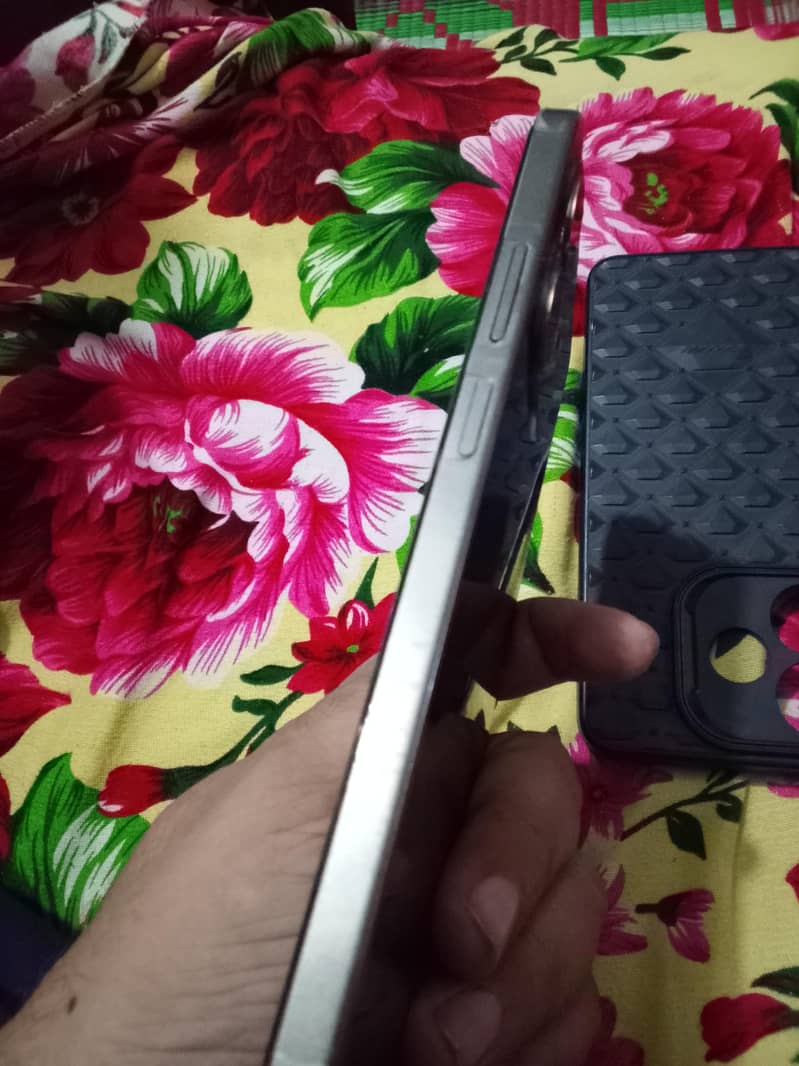 OPPO A5 Pro 3