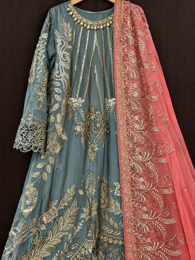 beautiful 3 piece stitched dress