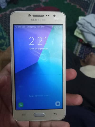 Samsung Mobile J3