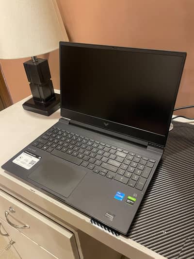 HP Victus 15