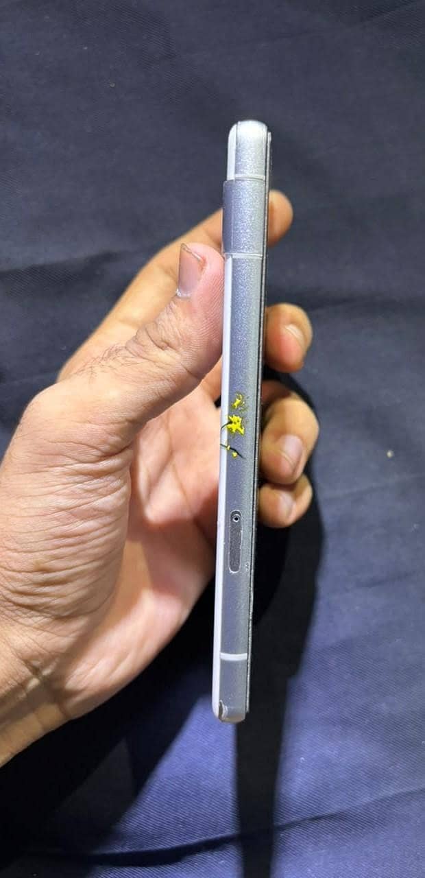 Google Pixel 7a 3
