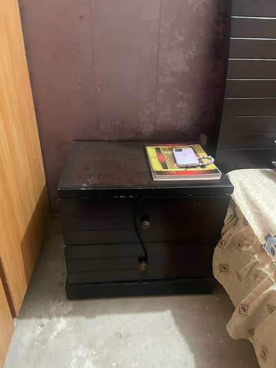 Black bed set with 2 side tables and mattress