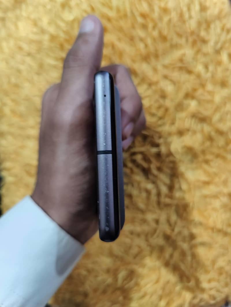 Google Pixel 7 5