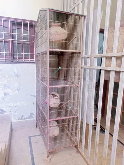 1: Large Multi-Portion Metal Bird Cage with Breeding Pots
