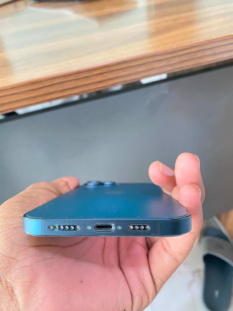 Apple iPhone 12 Pro Max 1