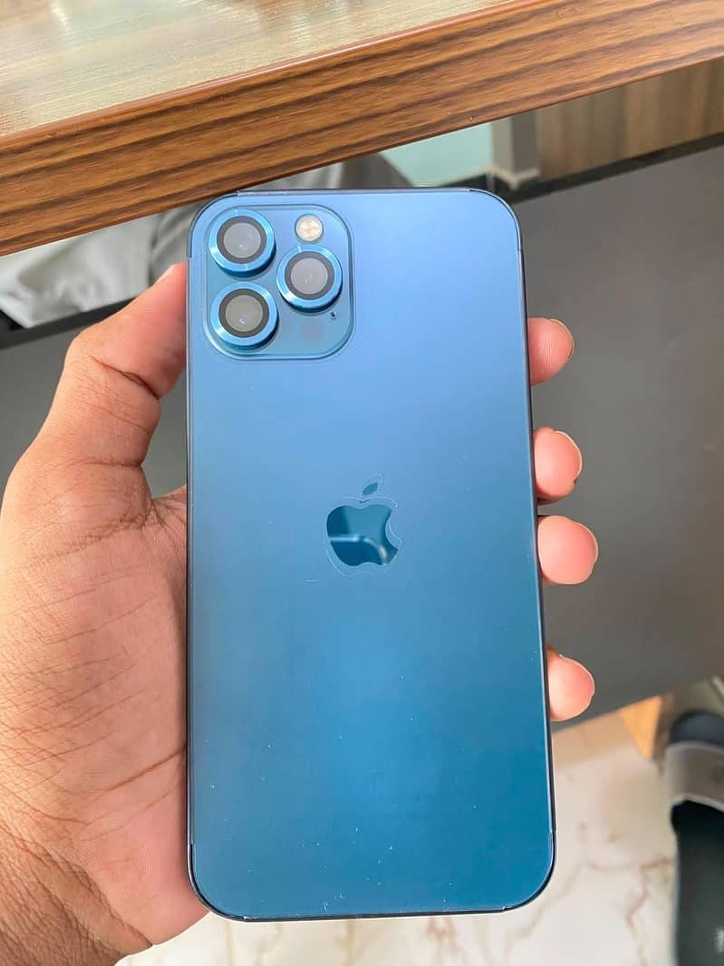 Apple iPhone 12 Pro Max 2