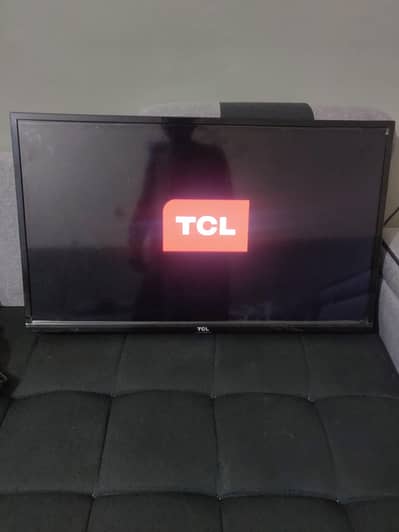 TCL led tv 32 inch