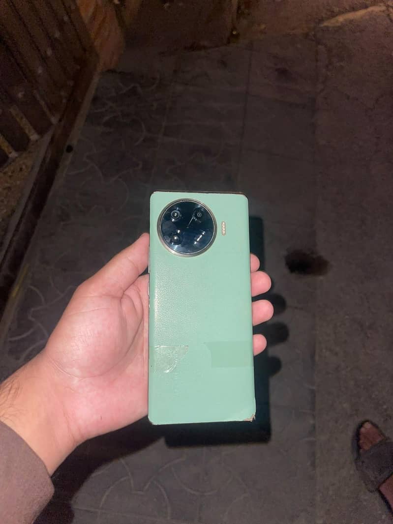 Tecno Spark 20 Pro Plus panel issue 0