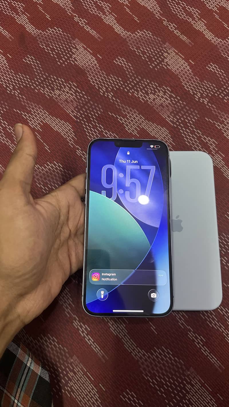 Apple iPhone 14 plus 5