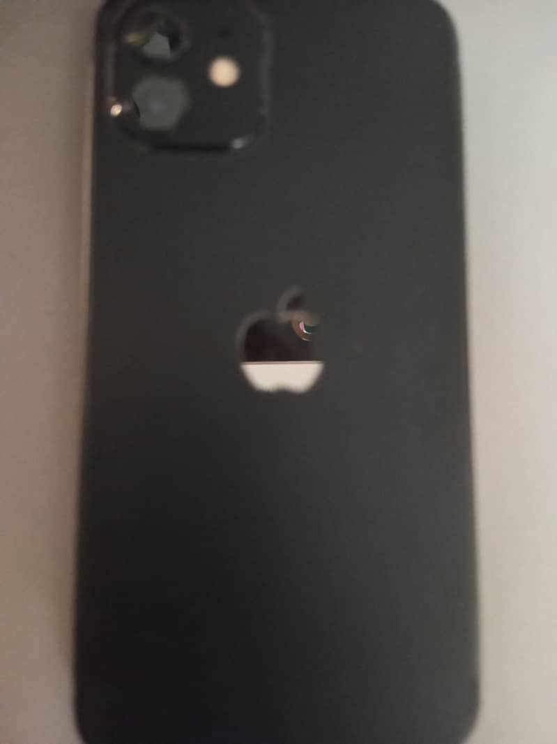Apple iPhone 12 1