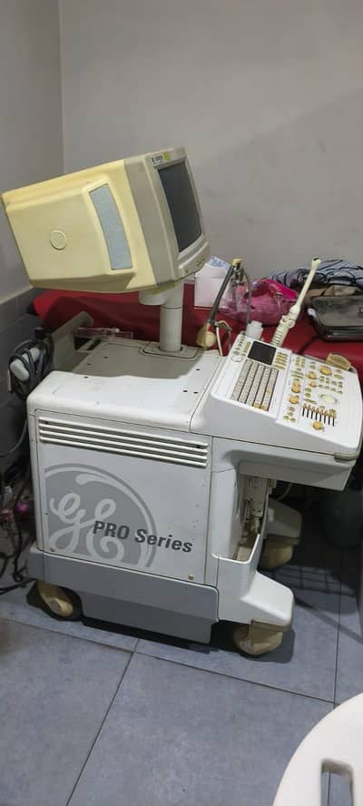 GE LOGIQ 500 PRO Japanese USG Machine (Probes C358+E721)