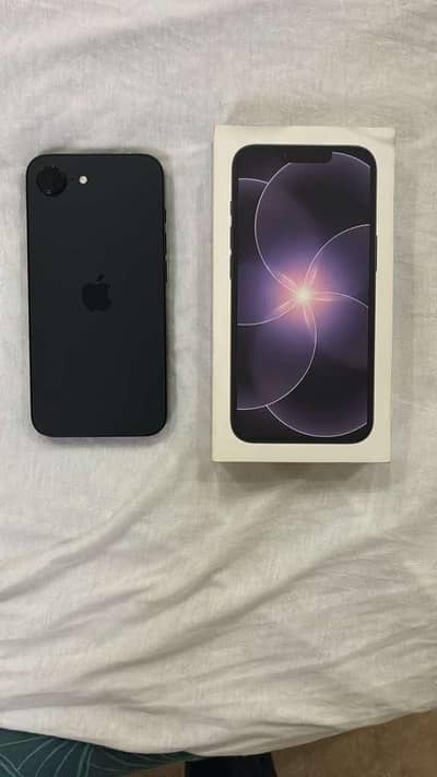 Apple iPhone 17e