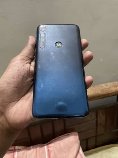 Motorola Moto One Macro