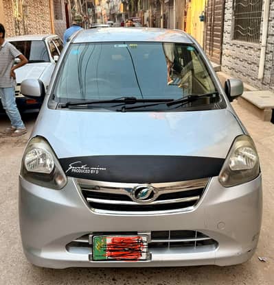 Daihatsu Mira 2012