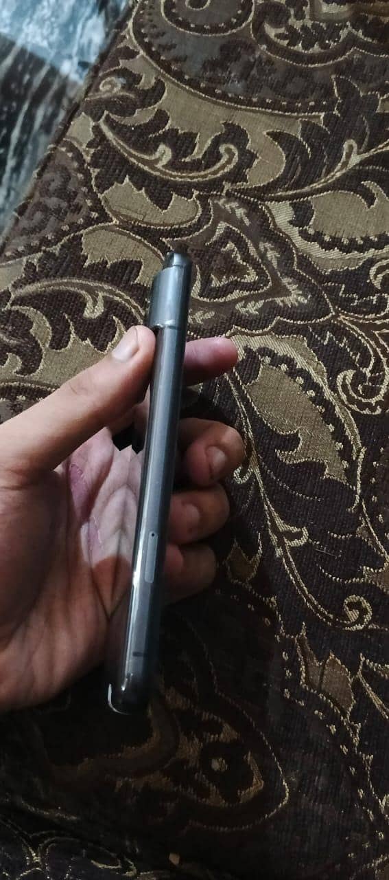 Google Pixel 8 3