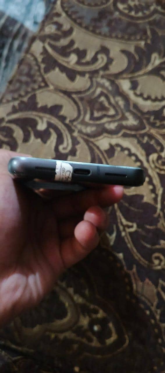 Google Pixel 8 5