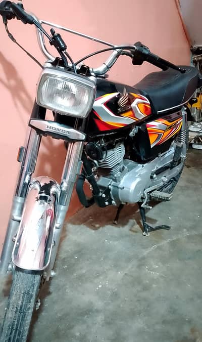 HONDA CG 125 .  .  2022 HYDERABAD JENIUN BIKE