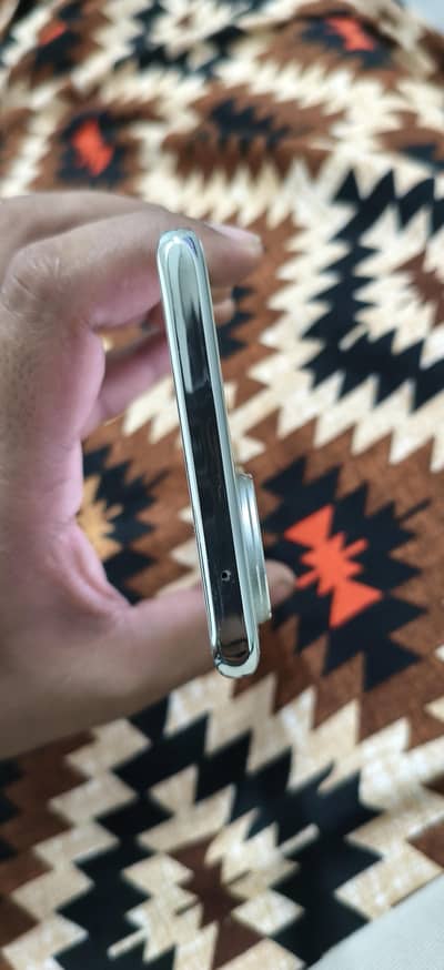 Vivo V40e