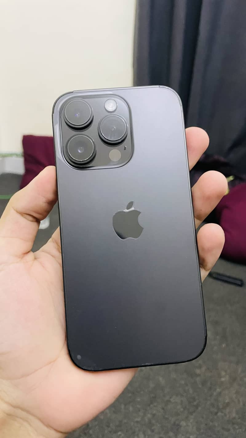 Apple iPhone 14 Pro 0