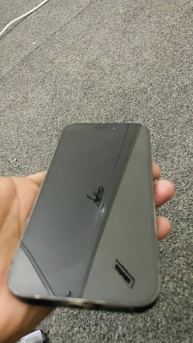 Apple iPhone 14 Pro 3