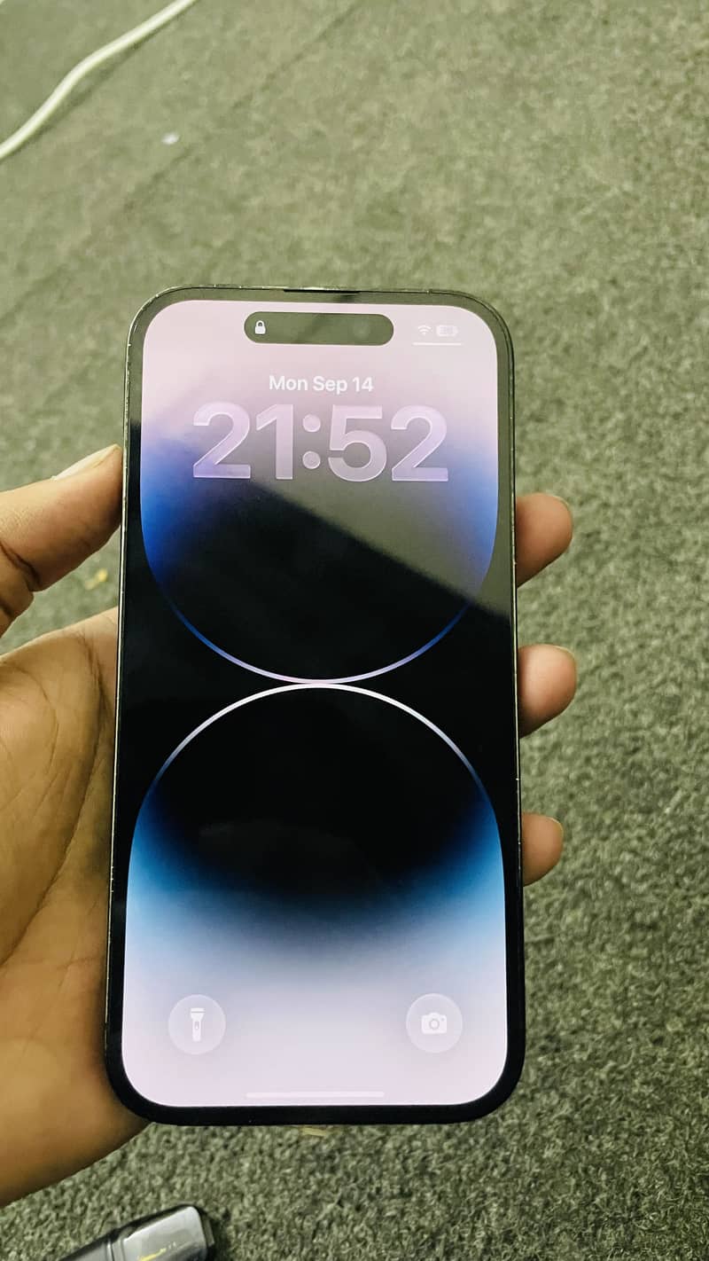 Apple iPhone 14 Pro 4