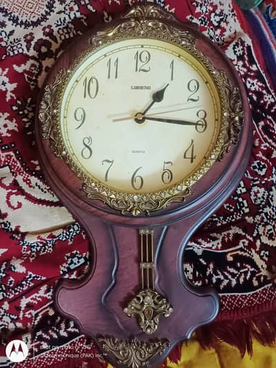 lisheng retro wooden wall clock (European clock) Quartz