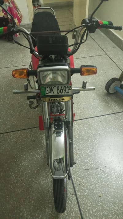 united CD 70