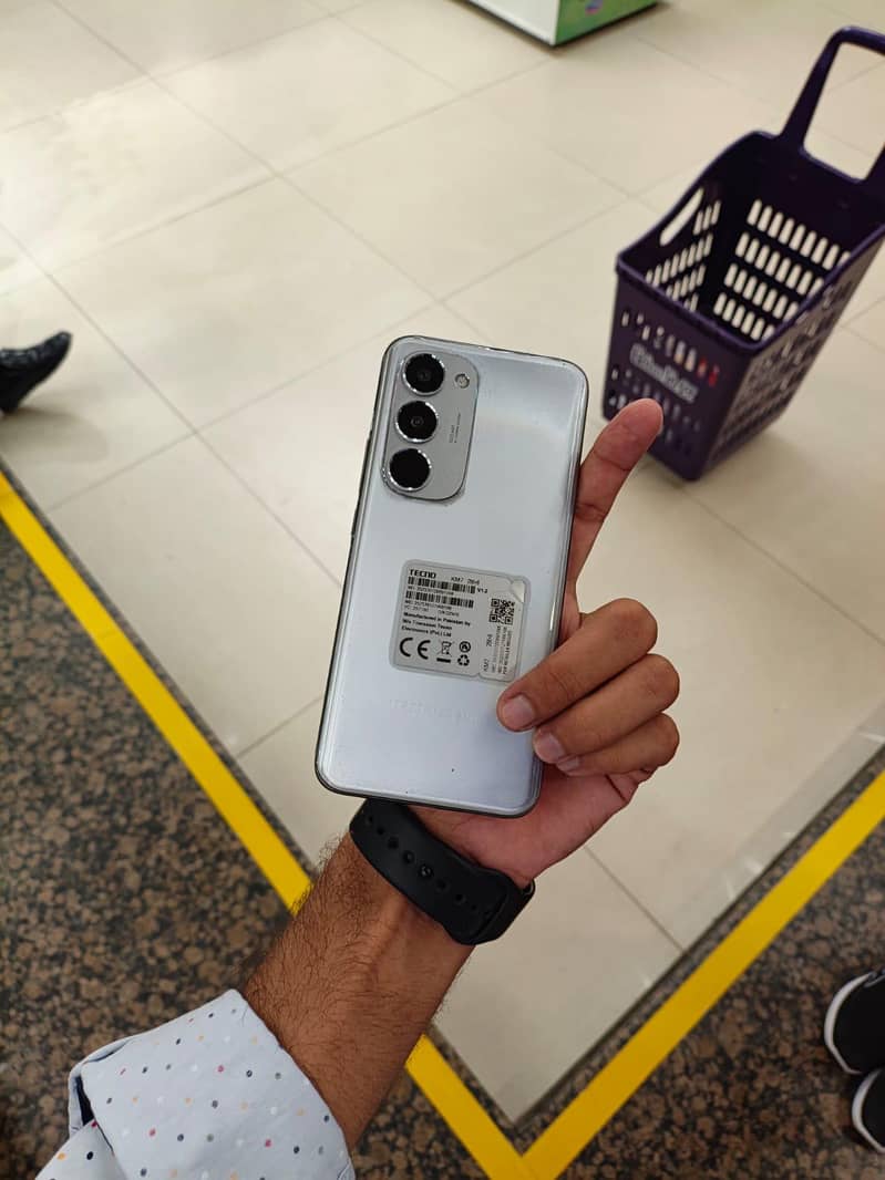 tecno spark 40 pro plus 2