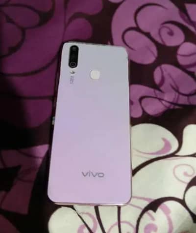 Vivo Y17