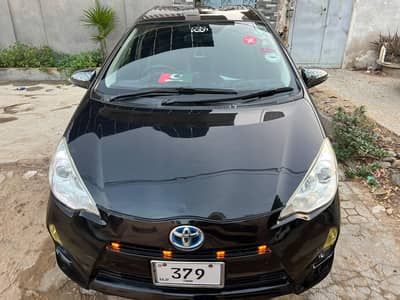 Toyota Aqua S push LED