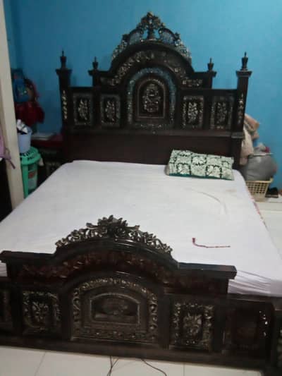 Traditional wooden Bed