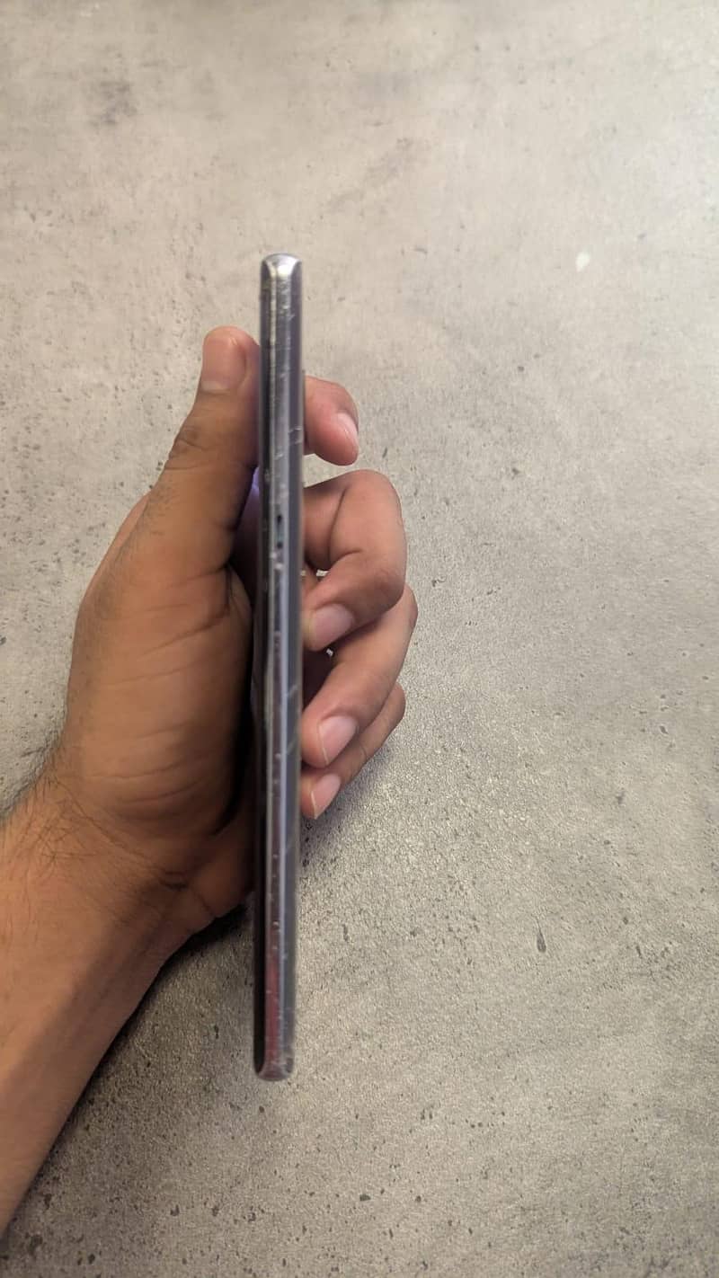 Samsung Mobile Note 8 1
