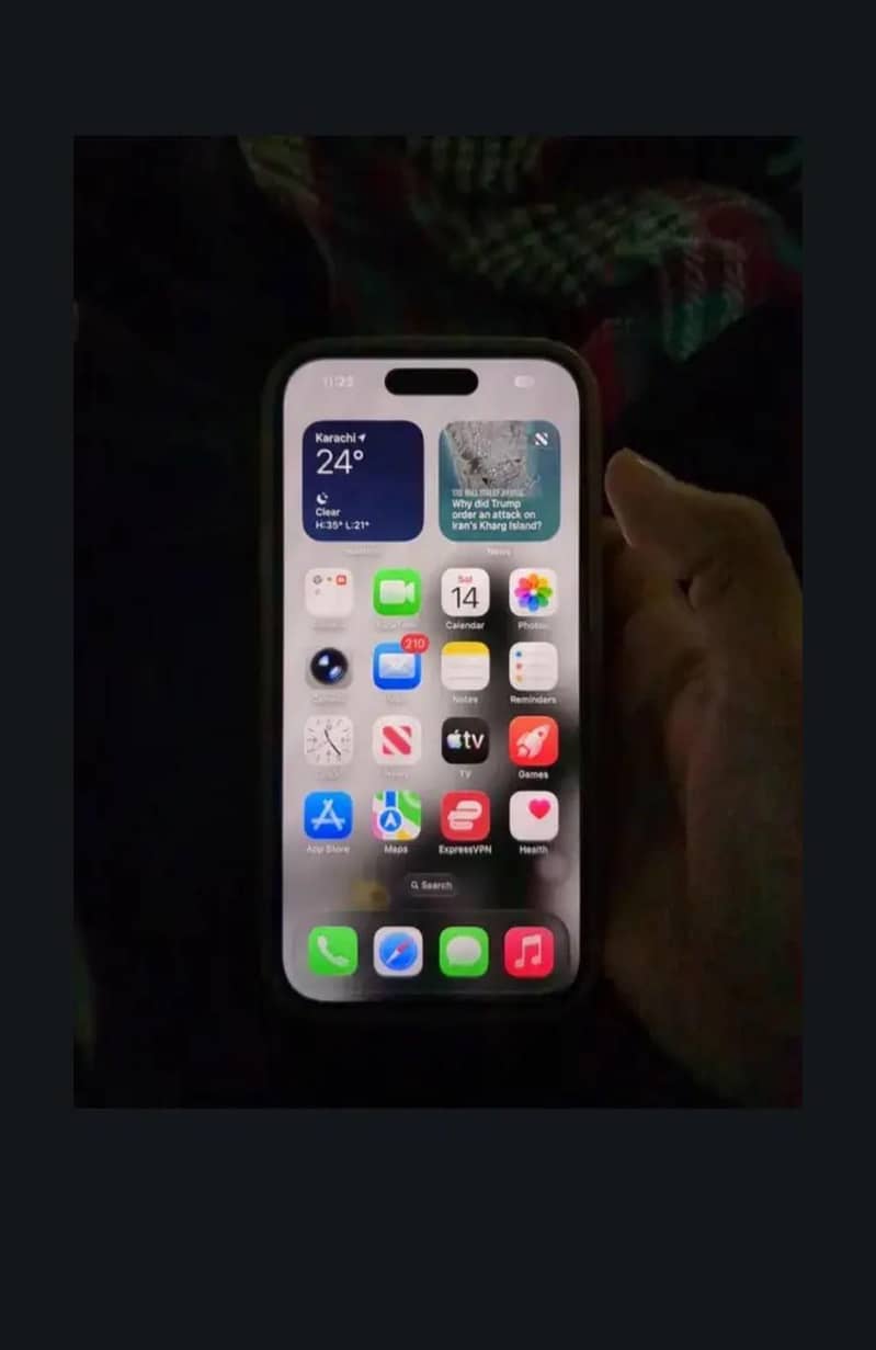 Apple iPhone 15 6