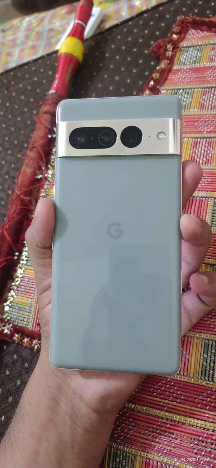 Google Pixel 7 Pro 6