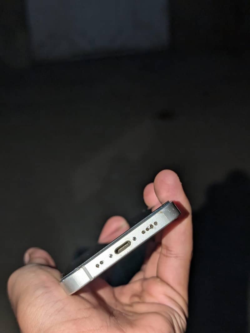 Apple iPhone 12 mini 3