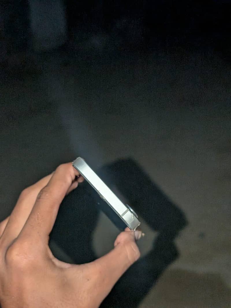 Apple iPhone 12 mini 5