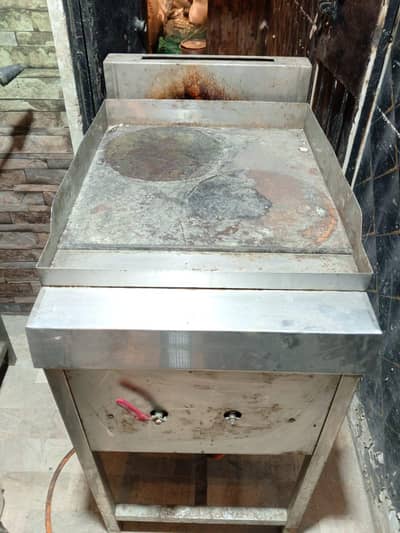 HOT PLATE 10/10 CONDITION USED WHATSAPP 03313028338