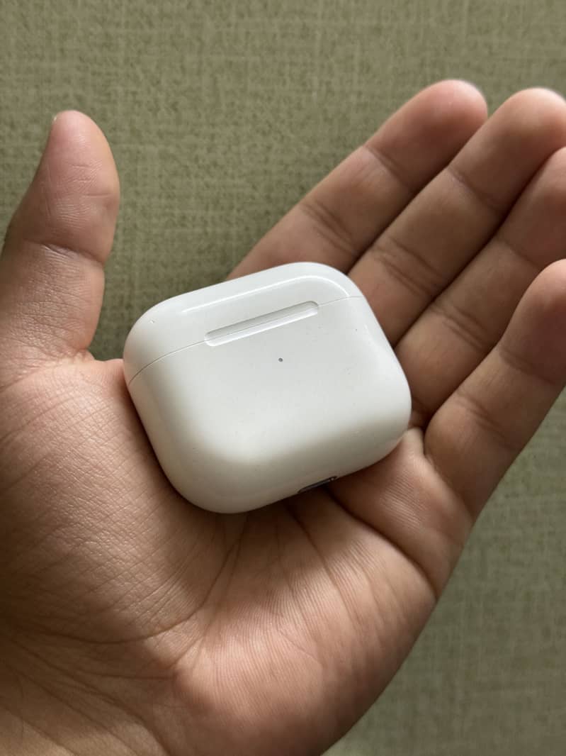 AirPods 3rd Generation 1