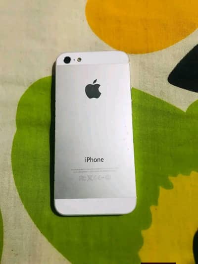 Apple iPhone 5s 64GB full box urgent for sale