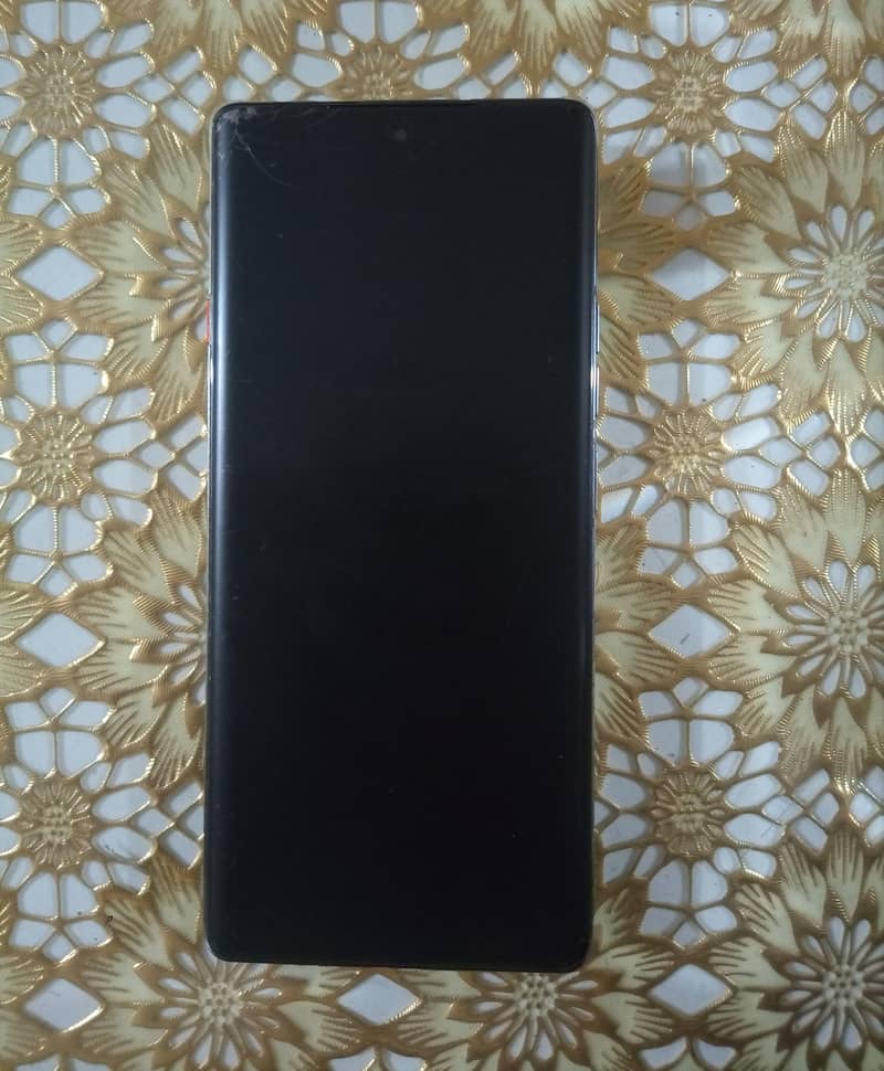 Tecno CAMON 40 Pro 7